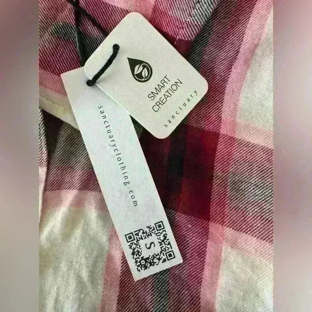 Sanctuary size small